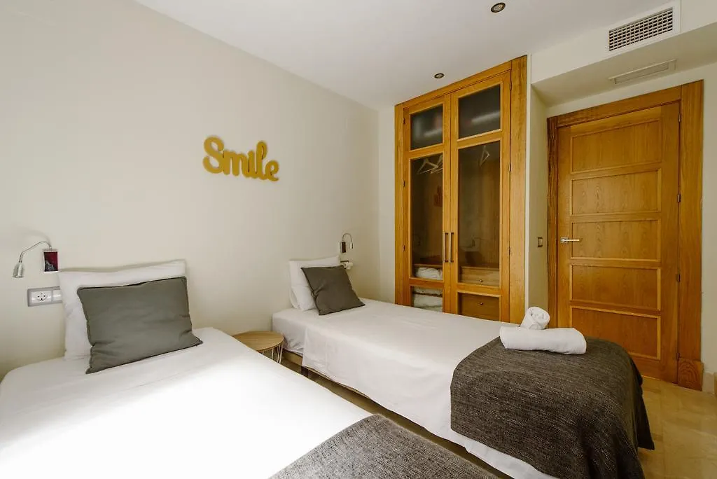 1E Azofaifo St Apartment Seville